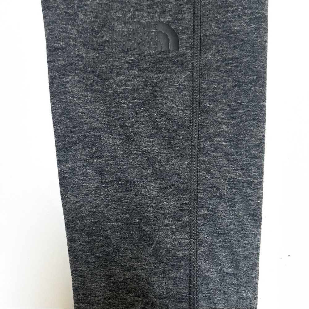 The North Face Women's Side Pocket Mid-Rise 7/8 Leggings Charcoal Heather Grey - Picture 5 of 11